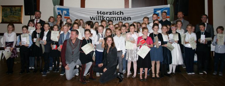 Wieder viel Spaß im „Ballroom“  – TC GW richtete Turnier für Nachwuchs-Paare aus