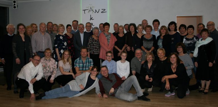 Erfolgreiche Abnahme des Deutschen Tanzsportabzeichens beim TC GW