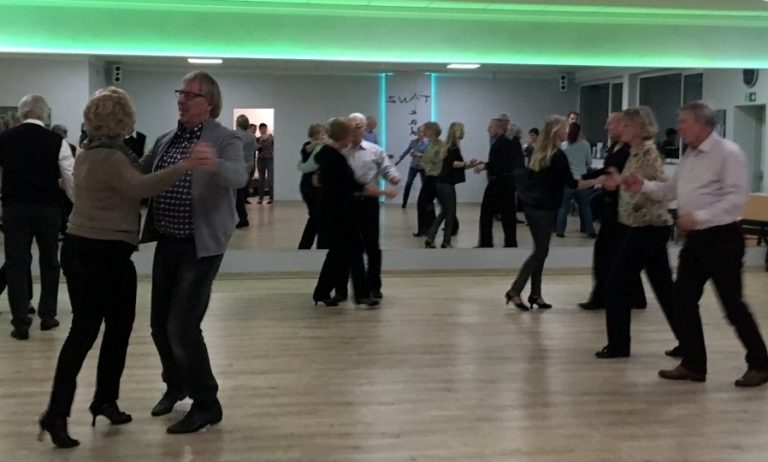 Cha-Cha & Co für Senioren – Workshop am 8., 15. und 22. April um 19 Uhr
