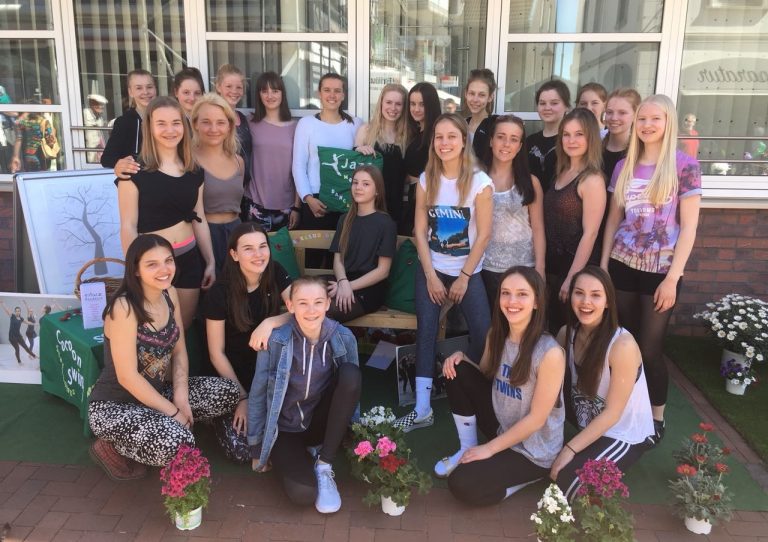 „Dancing Rebels“ und „Amianto“ beim Bankgeflüster