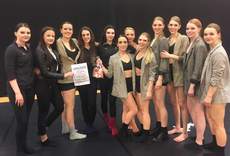Hoffnung für Dancing Rebels – Platz acht für Grün-Weiß-Tänzerinnen in Hamburg