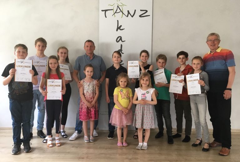 Ausgezeichnete „Ballroom Dancer“  – Erfolgreiche Abnahme des Tanzsportabzeichens beim TC GW