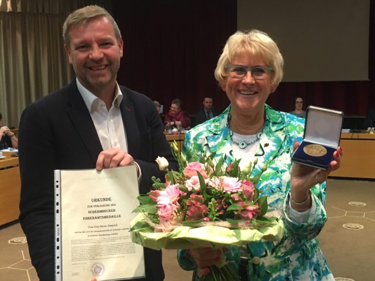 Eva-Maria Zimprich erhält Ehrenamtsmedaille